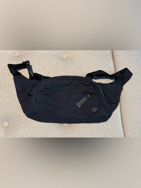 lululemon quilted bag 26l Quilted Grid Tote Bag 26L | Bags